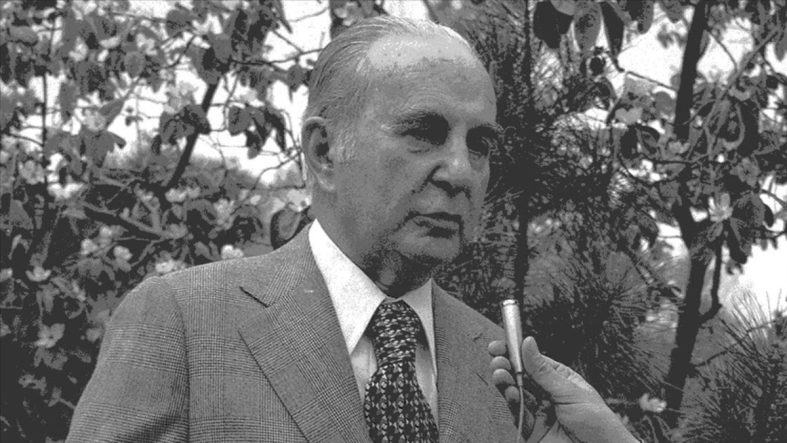 Münir Nurettin Selçuk: Türk Müziğinin Efsane İsmi