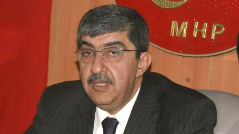 MHP eski Milletvekili Mehmet Ekici hayatını kaybetti