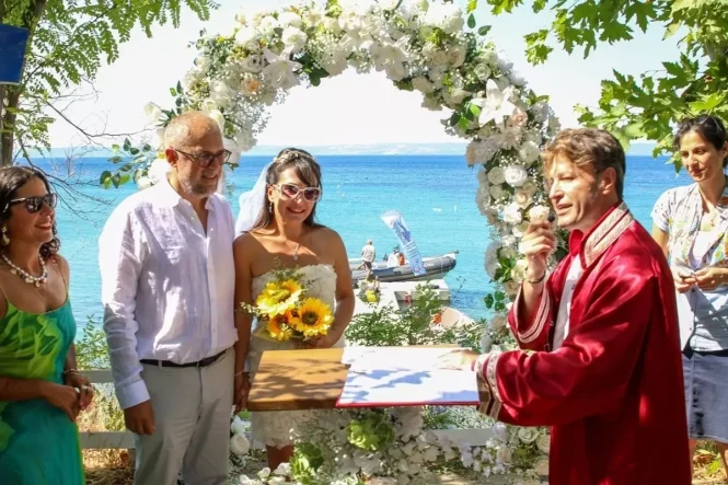 Çanakkale'de Su Altında Evlilik Töreni