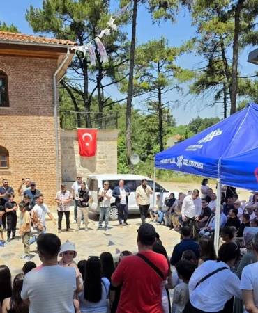 Altıeylül'de Çerkes Şenliği: Kültürel Miras Çocuklarla Yaşatıldı