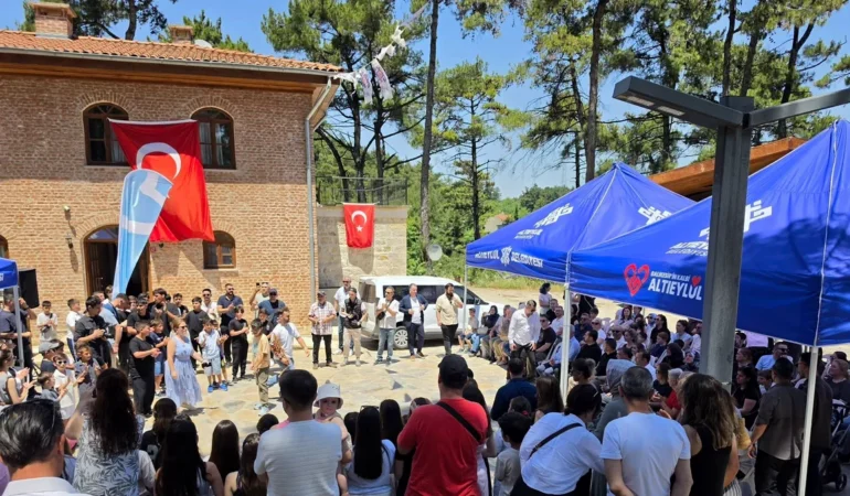 Altıeylül’de Çerkes Şenliği: Kültürel Miras Çocuklarla Yaşatıldı