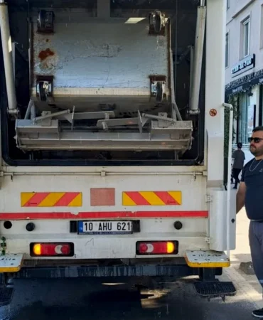 Ayvalık'ta Kurban Bayramı'nda 4 Bin 240 Ton Çöp Toplandı