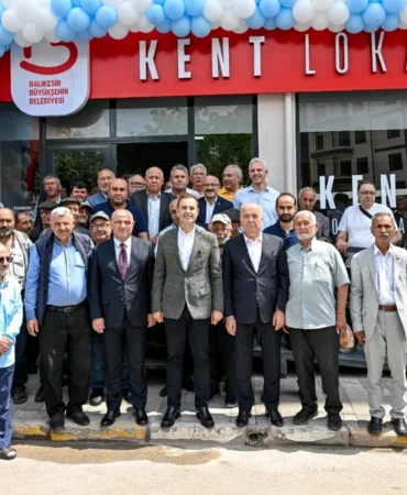 Balıkesir Büyükşehir'den Dursunbey'e Yeni Yatırımlar: 4 Tesis Birden Açıldı