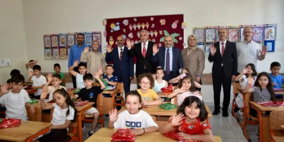 Balıkesir’de 198 Bin 332 Öğrenci Karne Heyecanı Yaşadı