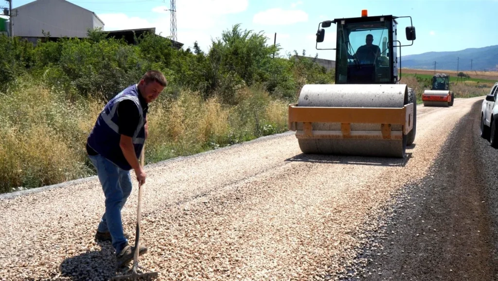 Balıkesir'de 20 Yıllık Yol Çilesi Sona Erdi: Manyas-Susurluk Bağlantı Yolu Yenilendi