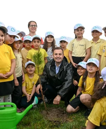 Balıkesir'de Dünya Çevre Günü Coşkusu: 'Bir Fidan Bin Umut'