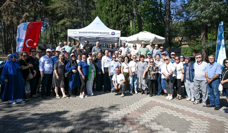 Balıkesir’de Emekliler Pikniği: 400 Bin Emekliye 365 Gün Hizmet