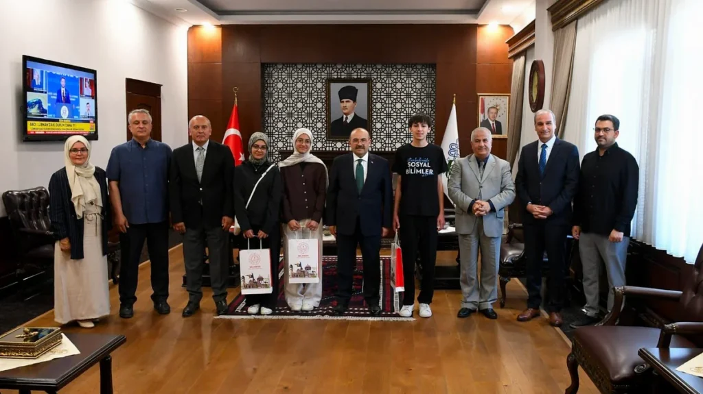 Balıkesir'de İmam Birgivi Kompozisyon Yarışması Ödülleri Sahiplerini Buldu