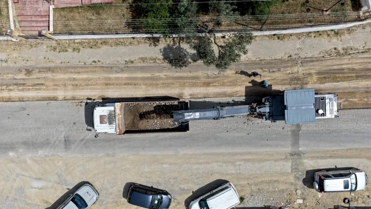Balıkesir'de Yollar Yenileniyor, Ulaşım Konforu Artıyor