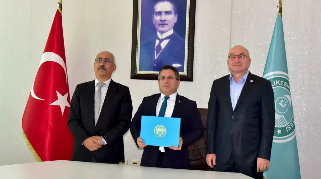 Balıkesir Üniversitesi Özbekistan'da Ofis Açıyor