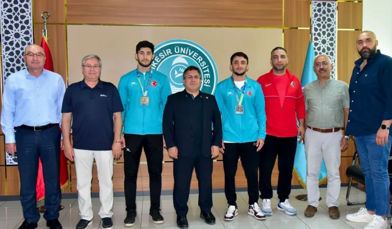 Balıkesir Üniversitesi Sporcuları Brezilya’da Dünya Şampiyonu Oldu
