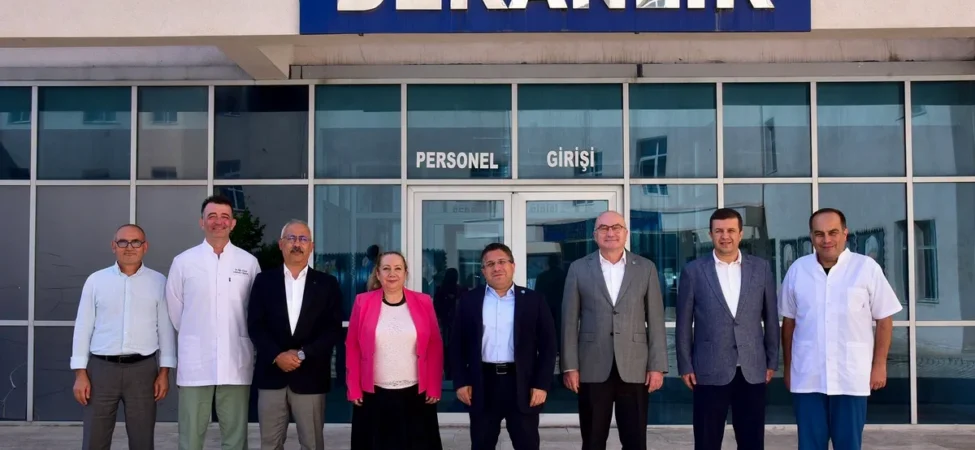 Balıkesir Üniversitesi Tıp Fakültesi Dekanı Prof. Dr. Ayazoğlu'na Hayırlı Olsun Ziyareti