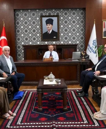 Balıkesir Valisi Ustaoğlu Muhtarları Dinliyor