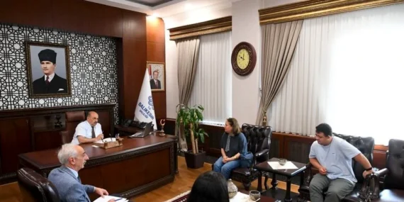 Balıkesir Valisi Ustaoğlu'ndan Vatandaş Buluşması