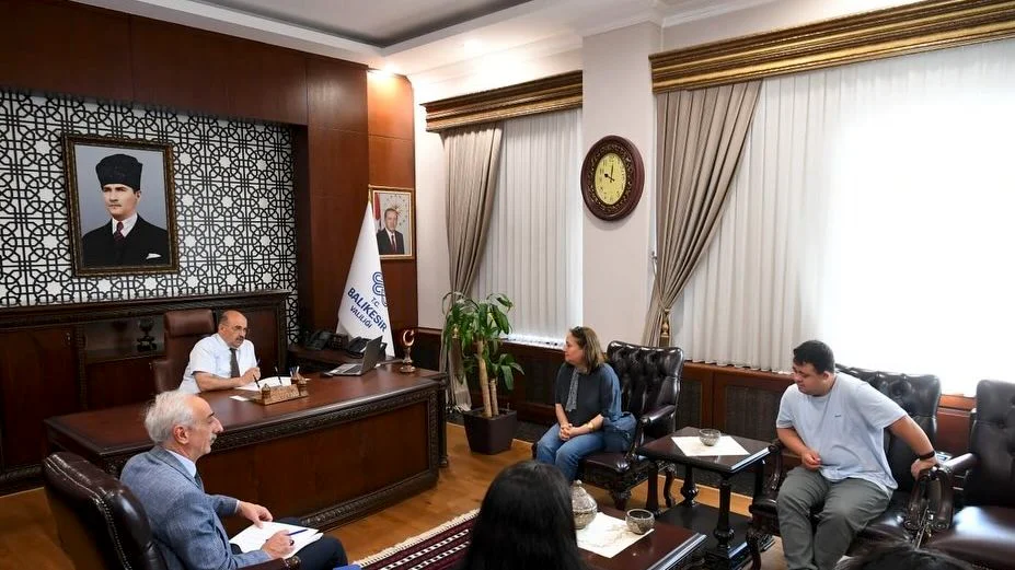 Balıkesir Valisi Ustaoğlu'ndan Vatandaş Buluşması