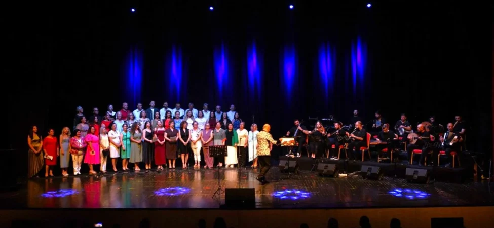 Balıkesir Yaza Merhaba Konseri'nde Müzik Şöleni Yaşandı