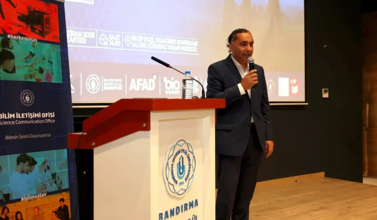 BANÜ’de Ailenin Duygu Temellerine Felsefî Bakış Konferansı Düzenlendi