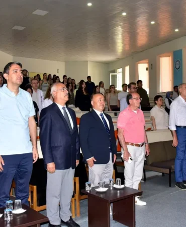 BAÜN Kimya Bölümü'nde Poster Sunumu ve Konferans Etkinliği Düzenlendi