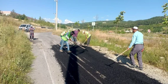 Bigadiç’te Yeni Mezarlık Yoluna Kapsamlı Asfaltlama