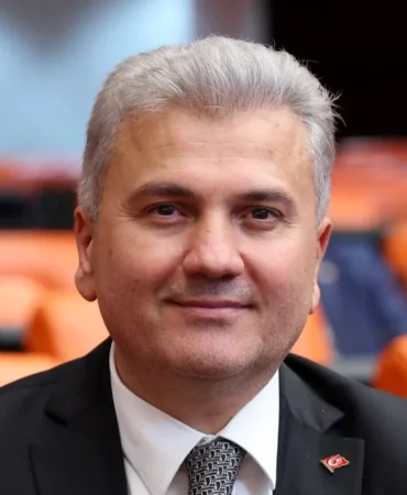 Canbey: Balıkesir'de Yurt Sorunu Yok, 4 Bin Boş Kontenjan Var