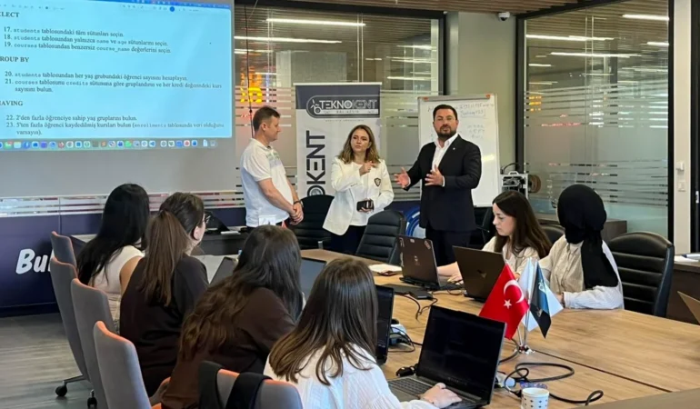 Data & AI Bootcamp Balıkesir’de Başarıyla Tamamlandı