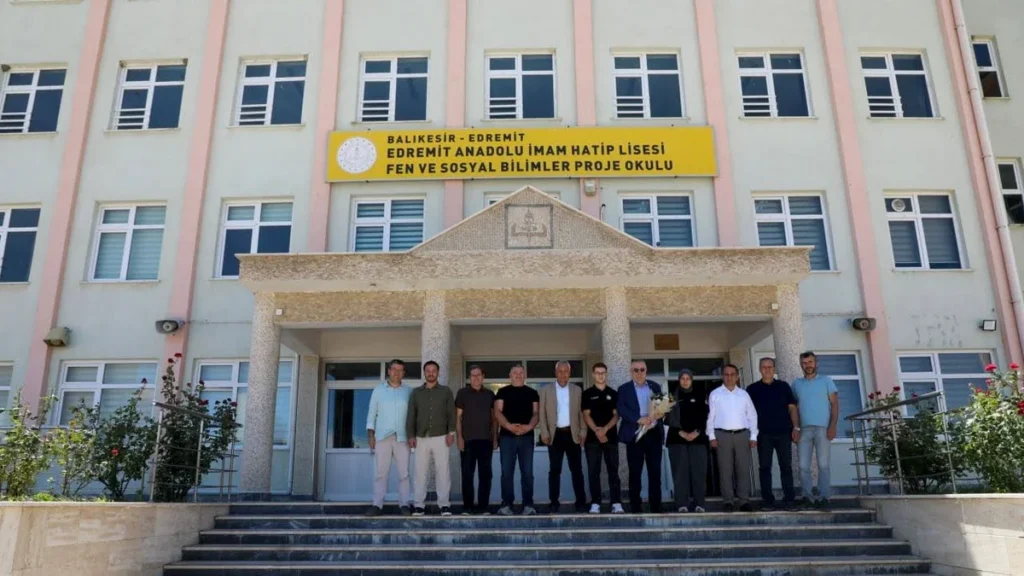 Edremit İHA Takımı Dünya Birincisi Oldu: Belediyeden Teknolojik Ekipman Dopingi