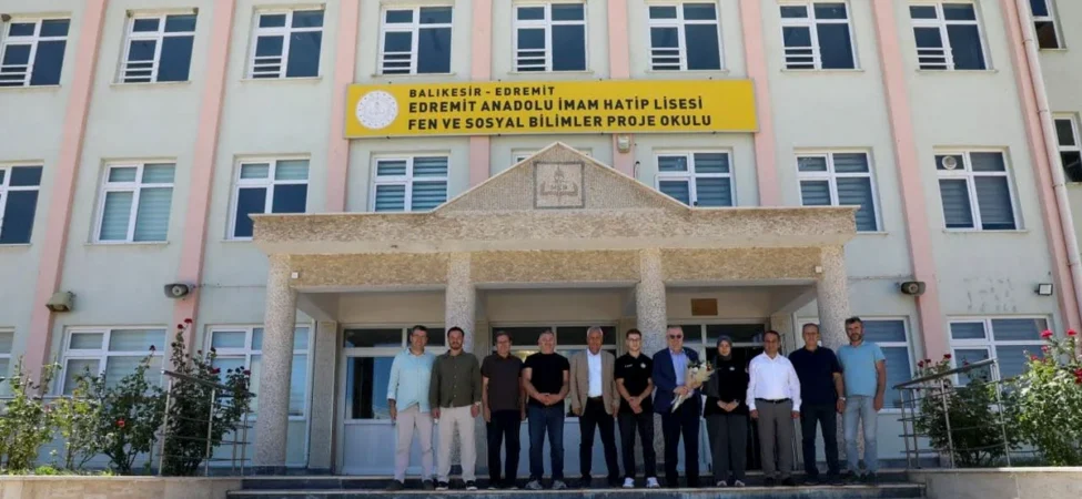 Edremit İHA Takımı Dünya Birincisi Oldu: Belediyeden Teknolojik Ekipman Dopingi