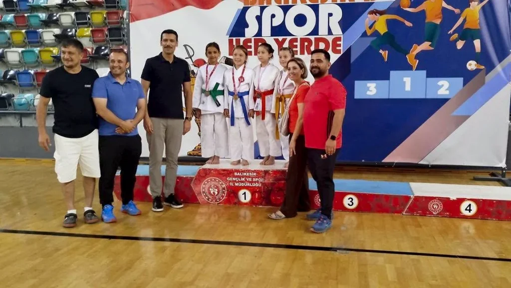 Havran Belediye Spor Kulübü Judocuları Balıkesir'de Derece Aldı