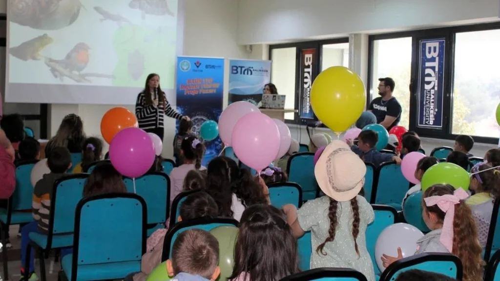 Minikler Kampüste: Balıkesir'de Bilim ve Doğa Etkinliği