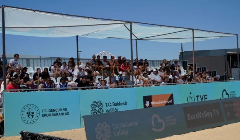 Plaj Voleybolu Dünya Turu Balıkesir Etabı Sona Erdi: Türkiye İkinciliği Elde Etti