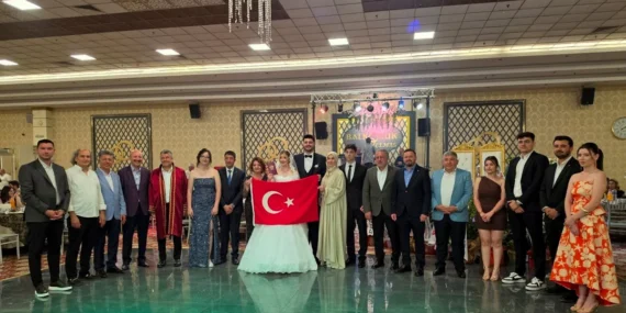 Sağlık-Sen Başkanı Nihat Erzi’nin Oğlu Kerem Erzi, Melis ile Dünya Evine Girdi