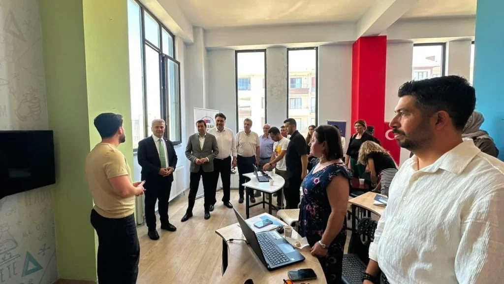 Yapay Zekâ Destekli Canva Eğitimi Sertifikaları Verildi