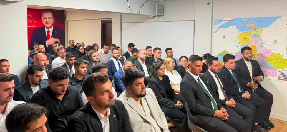 AK Parti Gençlik Kolları Balıkesir'de Teşkilat Buluşması Gerçekleştirdi