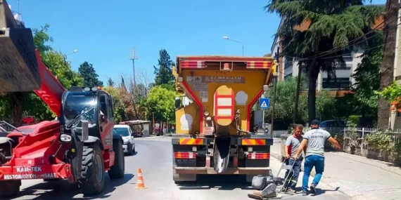 Altıeylül Belediyesi Hizmetleri Tüm Hızıyla Sürüyor