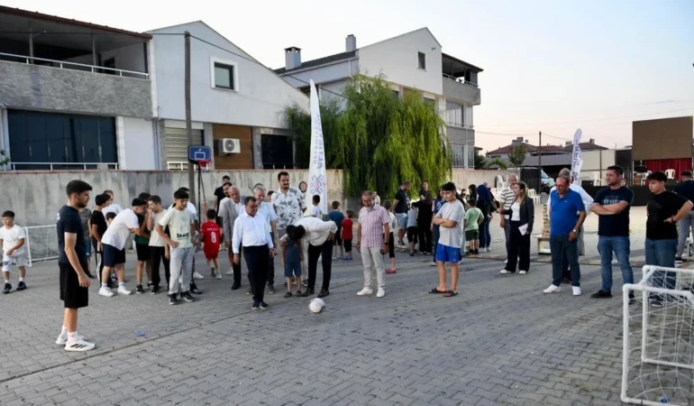 Altıeylül’de ‘Kırsalda Yaz Akşamları’ Başladı: Halalca’da Renkli Görüntüler