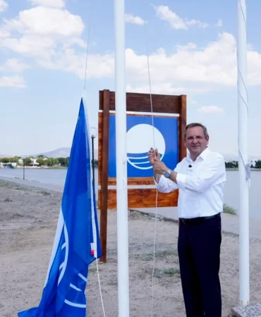 Ayvalık Mavi Bayrak Ödülleri 2026'da 5 Plajla Balıkesir'in Lideri Oldu