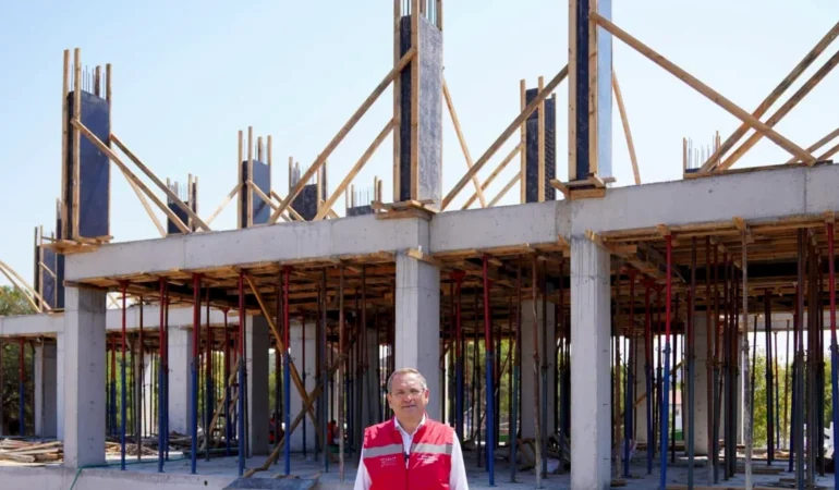Ayvalık Yeni Mahalle Sosyal Yaşam Merkezi İnşaatı Hızla Yükseliyor
