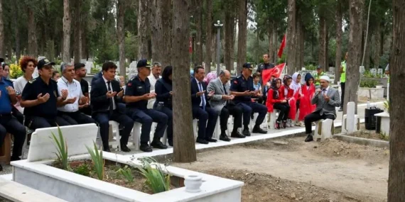 Balıkesir’de 15 Temmuz Etkinlikleri Başladı: Şehit Kabirleri Ziyaret Edildi