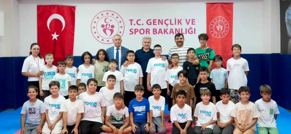 Balıkesir'de Yaz Spor Okullarına Anlamlı Ziyaret