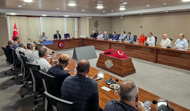 Balıkesir Eğitim Toplantısında 2026-2027 Yol Haritası Belirlendi