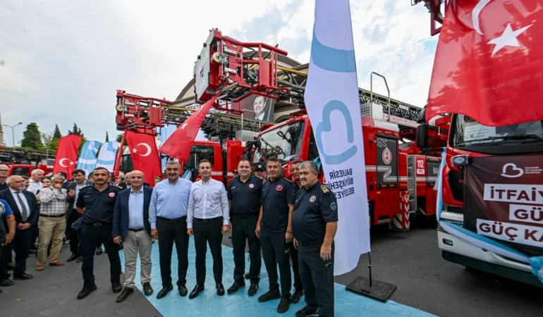 Balıkesir İtfaiyesi 53 Yeni Araçla Güçlendi: Hedef Bölgenin En Donanımlı Teşkilatı