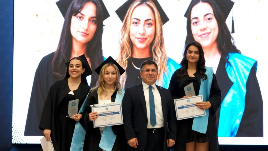Balıkesir Üniversitesi Fen Edebiyat Mezuniyet Töreni 2026