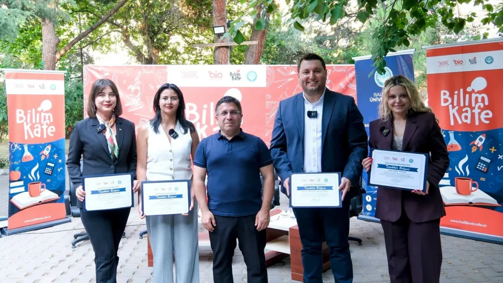 Balıkesir Üniversitesi'nde 'Geleceğin Yetkinlikleri' Bilim Kafe Buluşması