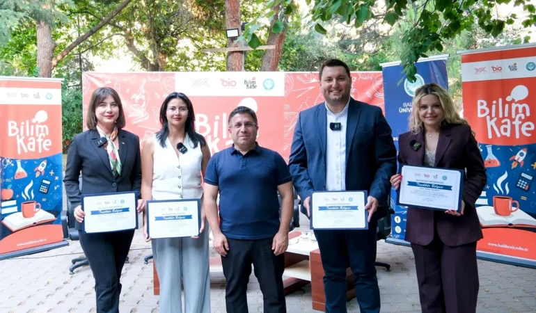 Balıkesir Üniversitesi’nde ‘Geleceğin Yetkinlikleri’ Bilim Kafe Buluşması