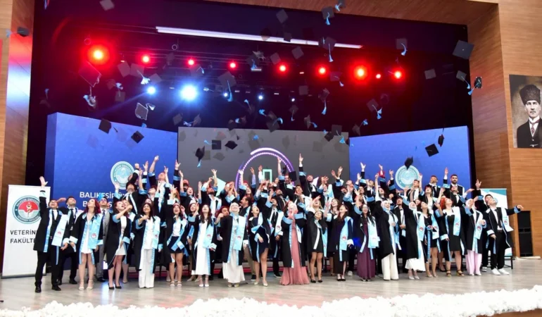 Balıkesir Veteriner Fakültesi 2025-2026 Mezuniyet Töreni