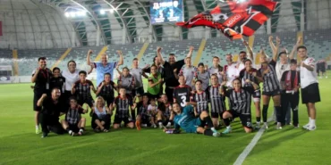 Bandırmagücü Kadın Futbol Takımı Yarı Finalde: Turgutalp Spor Karşısında