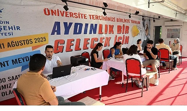 baskan-cercioglundan-genclere-yks-destegi-tercih-tiri-universite-adaylarinin-hizmetinde-mZRCZWQg.jpg