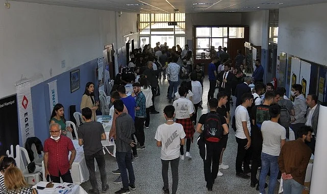 ege-meslek-yuksekokulu-genis-program-yelpazesiyle-yeni-ogrencilerini-bekliyor-Wm84BUxF.jpg