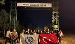 ege-universitesi-ogrencileri-kocatepe-zafer-yuruyusune-katildi-EFYFN6Zn.jpg
