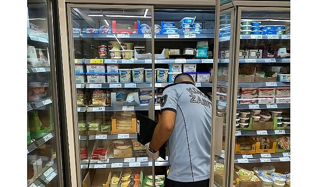 konak-belediyesinden-zincir-marketlere-siki-denetim-lKH81OBY.jpg